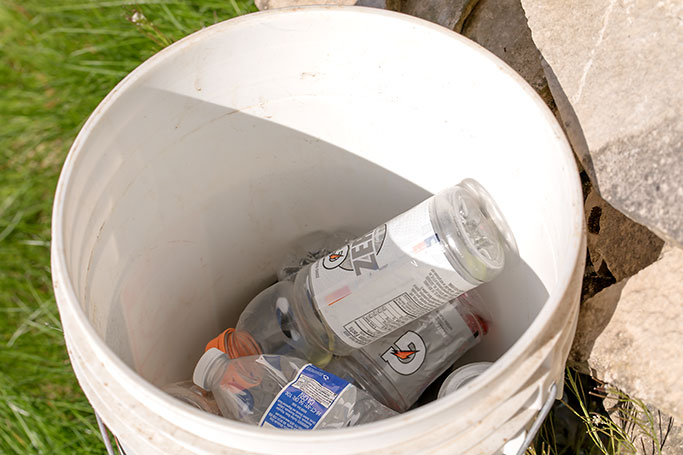 trash bucket