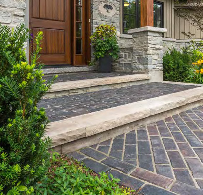 Entryway with pavers